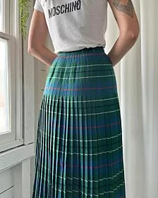 Beautiful Long Tartan Women Skirt 