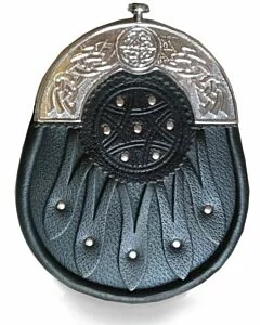 DAY WEAR LEATHER SPORRAN