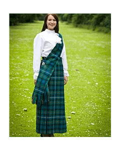 Beautiful Tartan Skirt Outfit